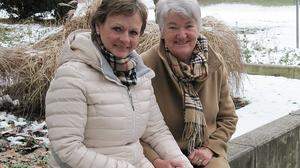 Helga Steiner und Ernestine Hochegger (v.l.) sehen die Weihnachtszeit sehr positiv