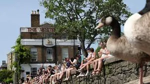 Raus ins (heiße) Freie in Richmond im westlichen London