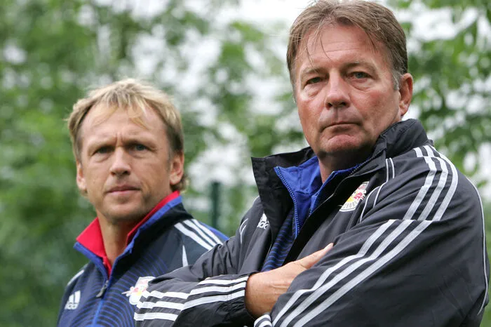 Co Adriaanse (NED) - 1. Juli 2008 bis 15. Juni 2009.