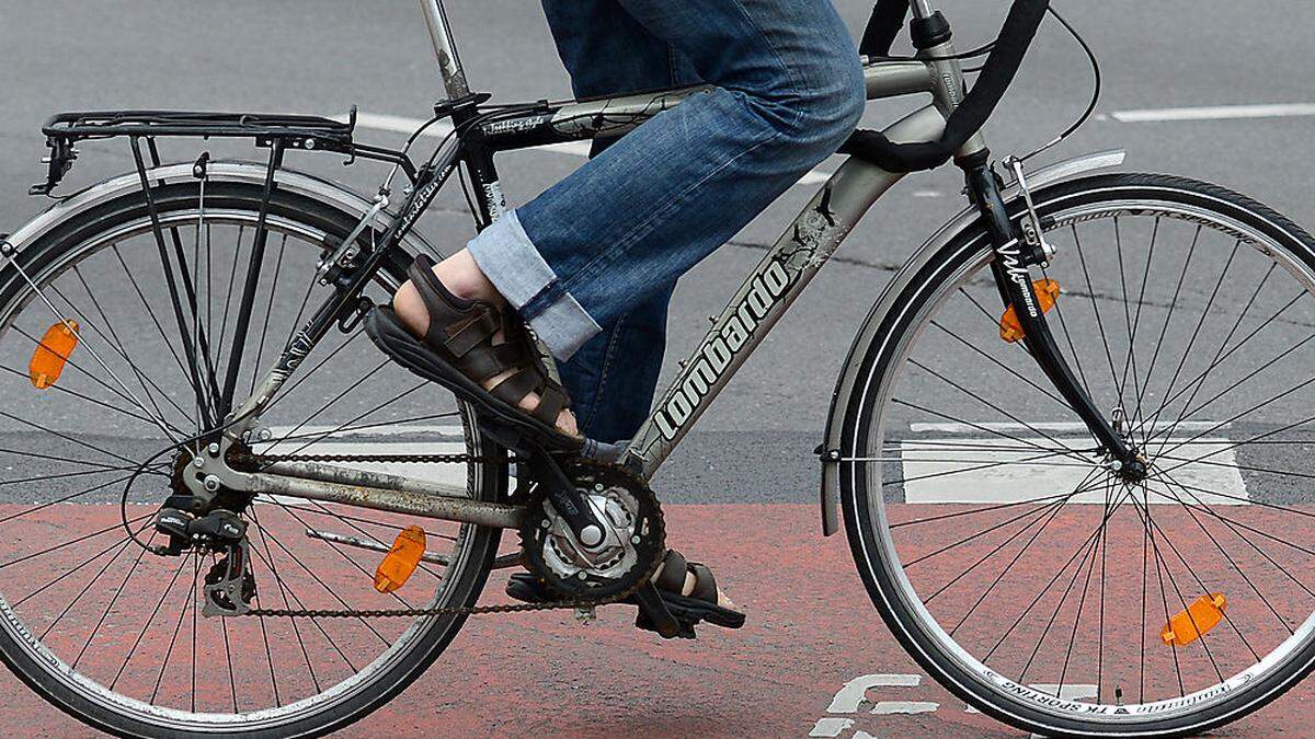 Der Radfahrer wurde schwer verletzt