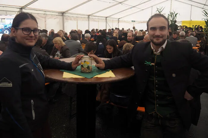 Bitte klicken Sie sich durch die Bilder . . .