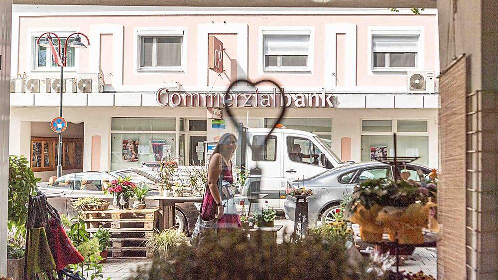 Judengasse 11 in Mattersburg im Sommer 2020: Blick auf die Zentrale der Commerzialbank. Ihre Liegenschaften wurden veräußert 