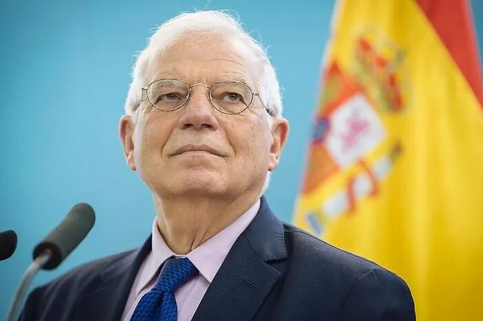 Der Sozialist Josep Borrell (72) wird EU-Außen- und Sicherheitsbeauftragter und ebenfalls einer der insgesamt acht Vizepräsidenten der EU-Kommission. Der Ökonom ist seit Juni 2018 spanischer Außenminister. Zuvor hatte er seit Ende der 1970er Jahre diverse Regierungsposten und war von 2004 bis 2007 Präsident des EU-Parlaments.