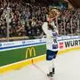 Ambri-Piotta-Stürmer Dominic Zwerger feierte als erster Österreicher den Sieg beim Spengler Cup