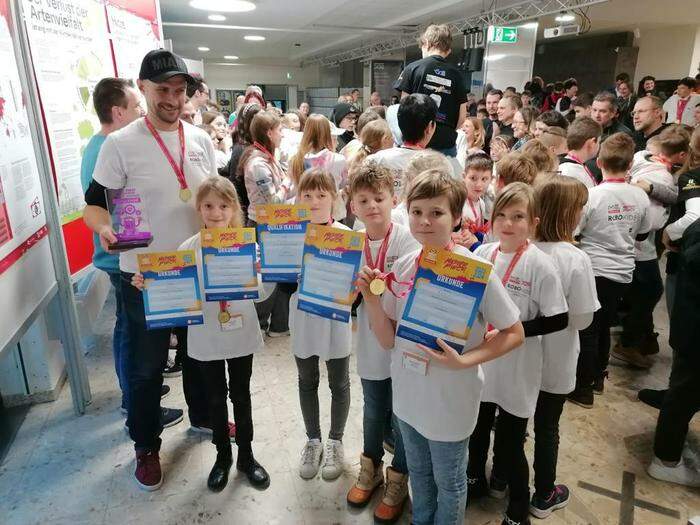 Die Schülerinnen und Schüler der MVS Jagerberg belegten den dritten Platz beim Regionalwettbewerb der First Lego League (FLL)