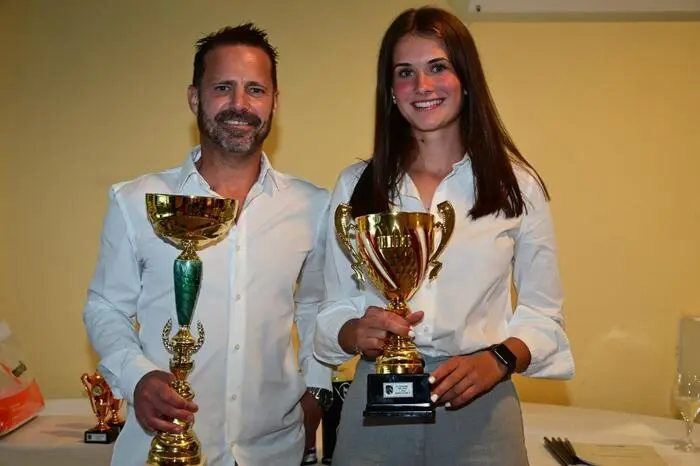 Im Herren A-Bewerb konnte Christian Popatnig (TC Mondi) seinen dritten Titel einfahren. Im Finale besiegte er den erst 15-jährigen Moritz Baumgartner (ATUS) mit 6:2 und 6:1. Eine Überraschung gab es dann im Damen A-Bewerb. Nach acht Titeln musste sich Anja Mayer vom HTC in einem wahren Match-Krimi der TC Voest-Alpine Spielerin, Laura Schwengerer, mit 6:3, 6:7, 7:5 geschlagen geben.