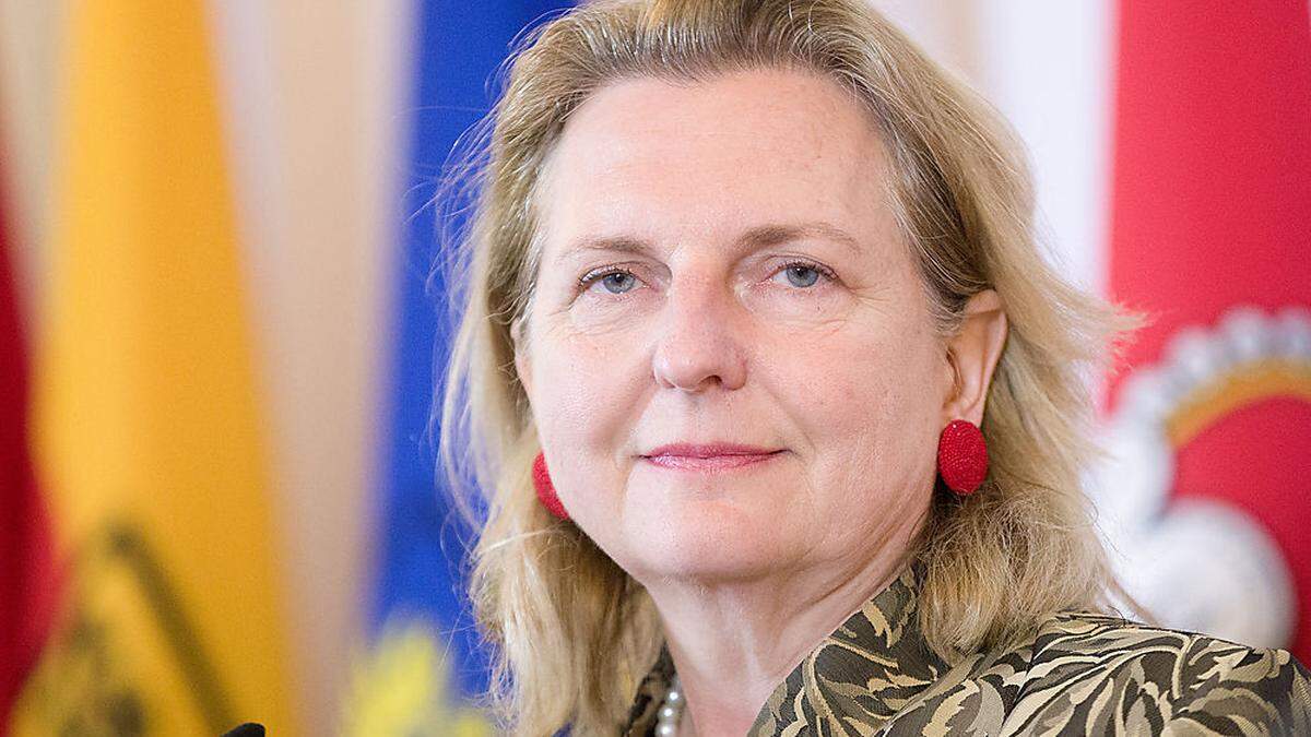 Außenministerin Karin Kneissl