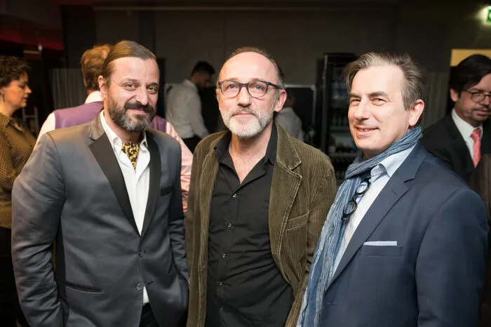 Karl Markovics (Mitte) spielt im "Murer"-Film den Nazi-Jäger Simon Wiesenthal