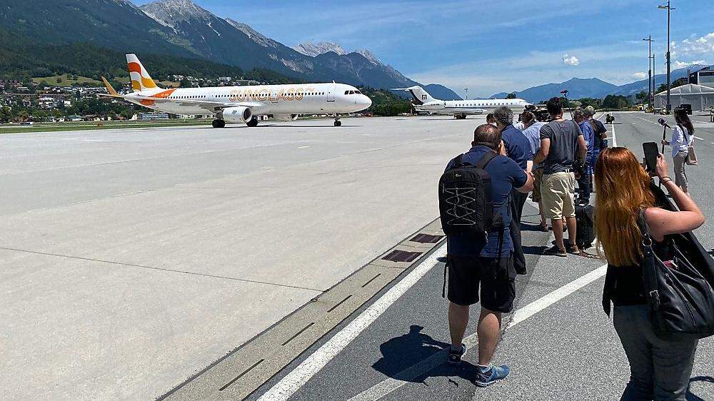 Das Flugzeug des ÖFB-Teams landete in Innsbruck