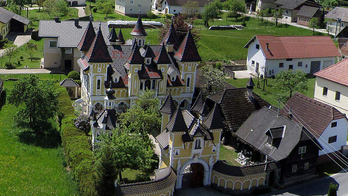 Das Schloss Elberstein mitten in Globasnitz/Globasnica diente schon oft als Filmkulisse