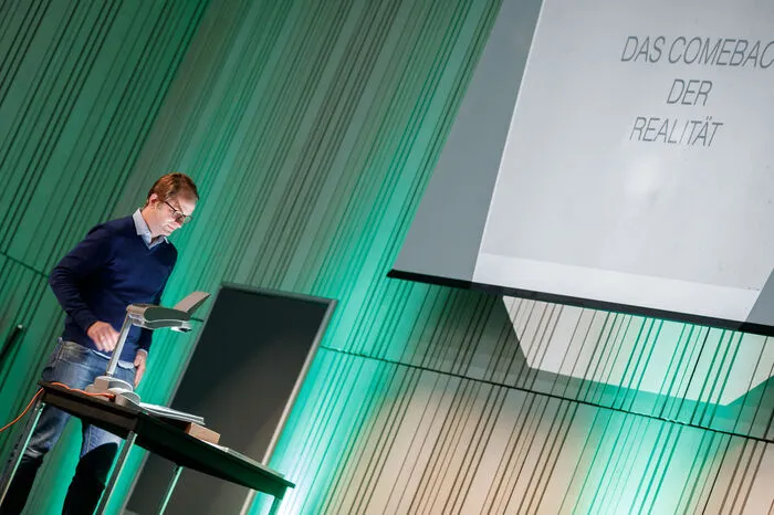 Der zweite Impulsvortrag von Florian „Doc“ Kaps war ein Kontrastprogramm.