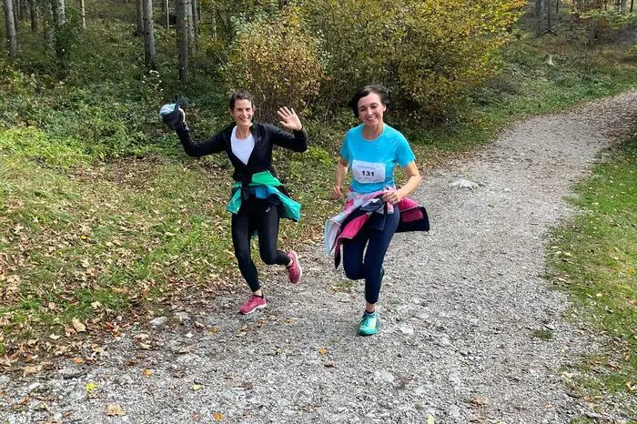 Aber nicht nur live vor Ort konnte man an www.runningforeurope.eu teilnehmen, auch über eine App war es möglich, die Distanz von 7,5 Kilometern an einem selbst bestimmten Ort irgendwo weltweit zu absolvieren. 
