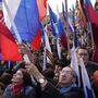 Demonstranten für den Krieg am Freitag in Moskau
