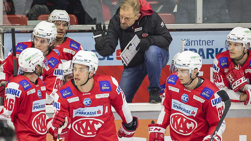 KAC-Trainer Petri Matikainen ist mit den Leistungen seines Teams nicht einverstanden