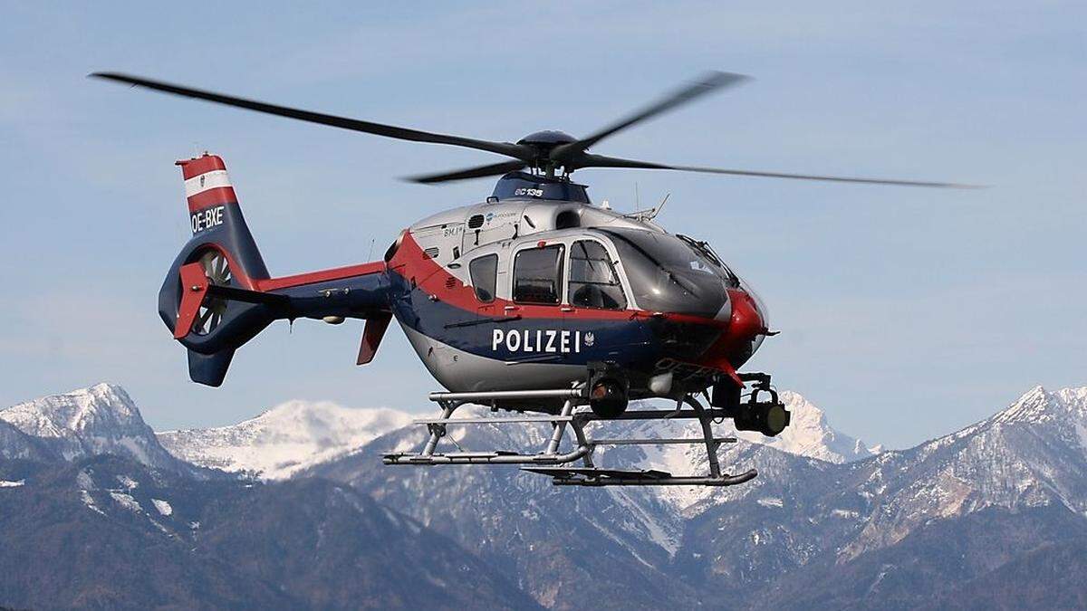 Mittels des Polizeihubschraubers &quot;Libelle FLIR&quot; wurden die Bergsteigerinnen geortet und geborgen