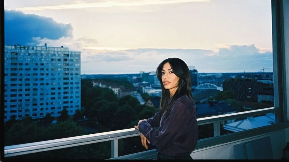 Eine Figur, viele Rollen: Evin Ahmad in "Schnelles Geld" (Netflix, ab 7. April). 