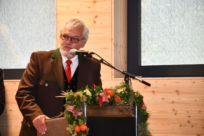 Bei der Eröffnung am Samstag dankte Bürgermeister Peter Ebner allen freiwilligen Helfern und Projektverantwortlichen.
