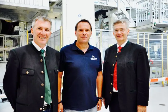 Siegfried Gruber, Leiter der technischen Planung, Jürgen Rieger, Produktionsleitung, und Andreas Vogel, CEO der Zellstoff Pöls AG.