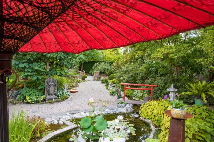 Asiatisches Flair begleitet einen hier auf Schritt und Tritt
