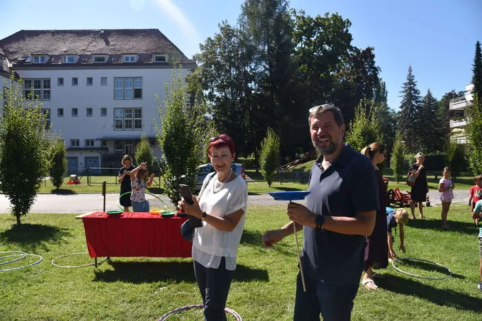 Bitte klicken Sie sich durch die Bilder . . .
