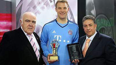 Hans-Joachim Zwingmann, Manuel Neuer und Yannis Daras (von links)