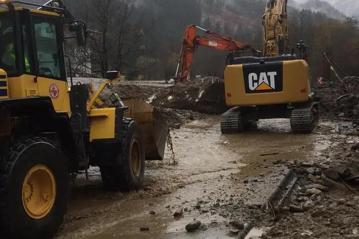 Impressionen von den Wiederherstellungs-Arbeiten an den Oberkärntner Straßen.