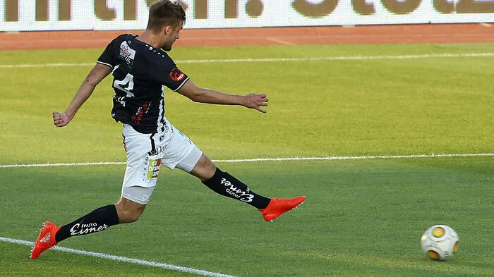 Philipp Prosenik will am Samstag gegen den Rekordmeister wieder treffen