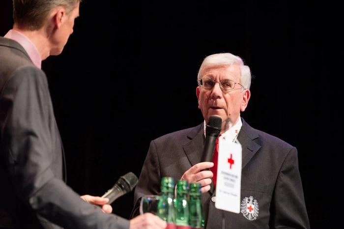 ... Rotkreuz-Steiermark-Präsident Werner Weinhofer und ...