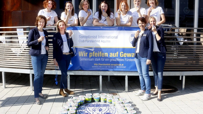 Der Club Soroptimist International Fürstenfeld AquVin lud die Kinder der Volksschule Fürstenfeld...