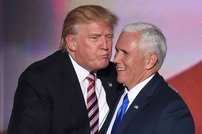 Mike Pence, Kandidat für das Amt des Vizepräsidenten: "Es geht um Wandel gegen Status Quo. Meine lieben Landsleute - wenn Donald Trump Präsident wird, wird der Wandel gewaltig sein."