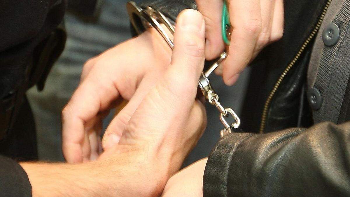 Auf der Raststation Schäffern klickten für den Betrüger aus Slowenien die Handschellen