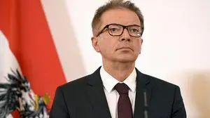 VIENNA, AUSTRIA - MARCH 13: Austrian Minister of Social Affairs, Health, Care and Consumer Protection Rudolf Anschober announces further measures to fight the coronavirus during a press conference on March 13, 2020 in Vienna, Austria. The government announced closure of non-necessary shops as well restaurants, cafes and bars are only allowed to open till 3pm starting Monday. Certain regions in Tyrol are under quaratine. (Photo by Thomas Kronsteiner/Getty Images)