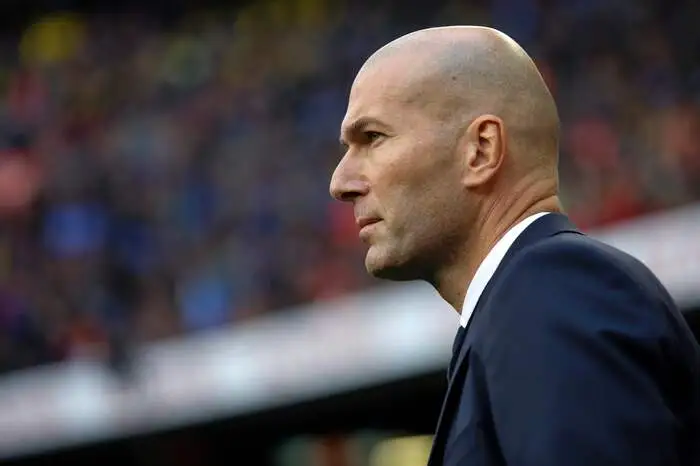 Real-Trainer Zinedine Zidane konnte - sieht man vom verletzten Gareth Bale ab - die beste Formation aufs Spiel schicken.