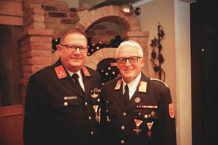 Abschnittsfeuerwehrkommandant Helmut Malle (rechts) und sein Stellvertreter Rudolf Kucher