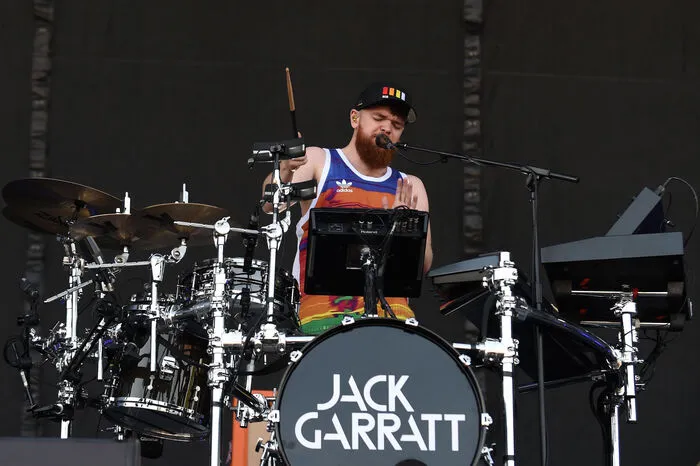 Der Brite Jack Garratt, der heuer sein Debüt-Album veröffentlichte und mit seiner charismatischen Stimme zu begeistern weiß.