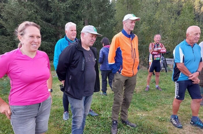 Im Rahmen der Mobilisitätswoche wurde die Murauer Bevölkerung zum gemeinsamen Aufforsten dieses Waldstückes eingeladen.