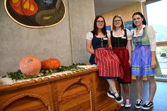 Seit diesem Schuljahr ist nämlich der Fachbereich Betriebs- und Haushaltsmanagement am Litzlhof integriert. Die vormals eigenständige Fachschule Drauhofen gibt es nicht mehr.