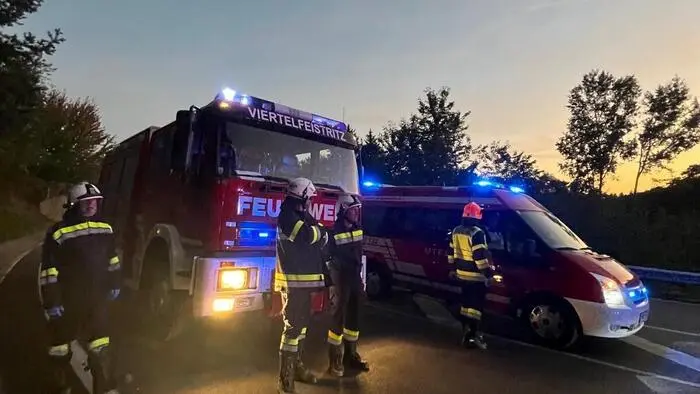 Motorradunfall Sonntagabend auf der B72 bei Anger