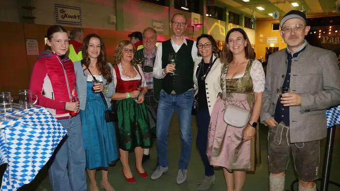Die Festhalle von Kirchberg an der Raab war beim Oktoberfest bis auf den letzten Platz gefüllt.