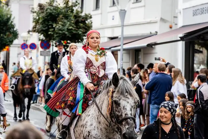 Villacher Kirchtag 2025  ViKi2025 Trachtenumzug