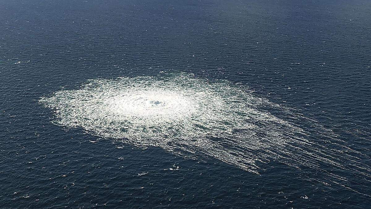 Aufnahmen der dänischen Marine zeigen eine Blasenbildung von über einem Kilometer Durchmesser an der Meeresoberfläche