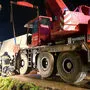 Die Feuerwehr Feldbach barg den Anhänger mit dem Kran