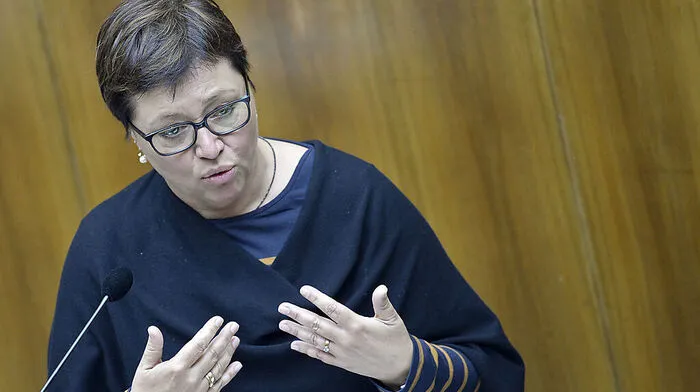Machte ihre Krankheit per Facebook publik: Sabine Oberhauser