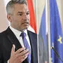 Innenminister Karl Nehammer: "Wir werden die Gefahren benennen und die Institutionen so ausstatten, dass sie dagegen vorgehen können"