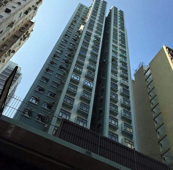 Aus dem 26. Stock dieses Hongkonger Hochhaus fiel die kleine Katze