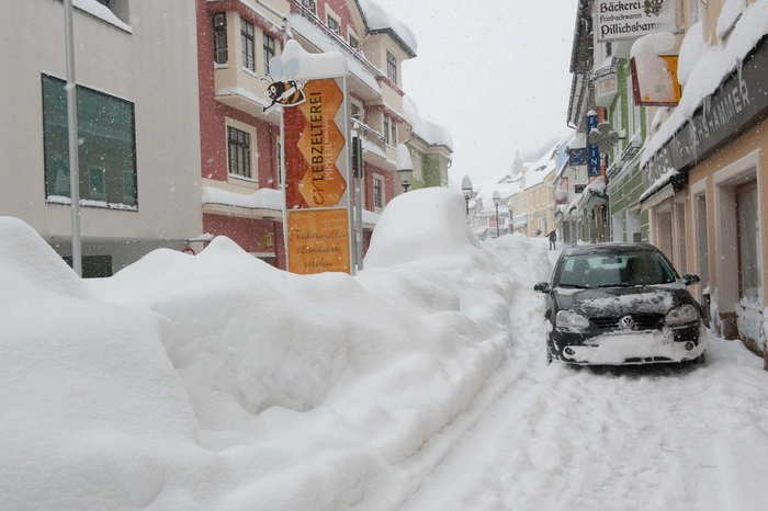 92 Zentimeter hat es allein in 24 Stunden geschneit, und es schneite noch weiter.
