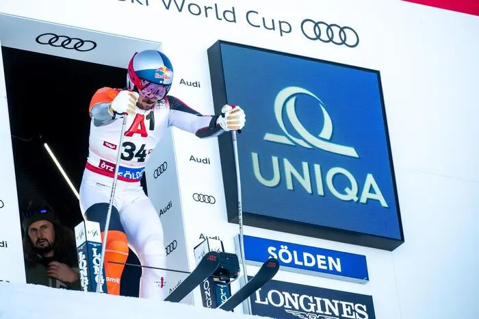 Mit Startnummer 34 im ersten Durchgang startete Hirscher sein Comeback.
