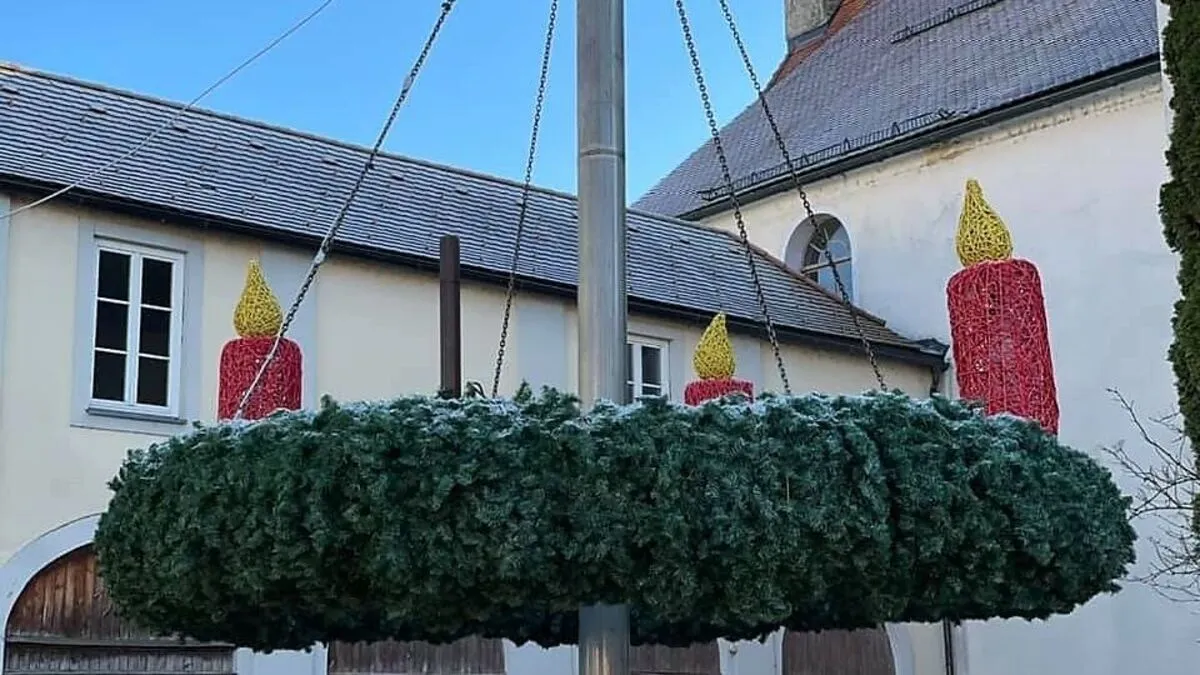 Muss von der Stadtgemeinde St. Andrä jetzt nachbestellt werden: ein Licht für den Adventkranz bei der Domkirche