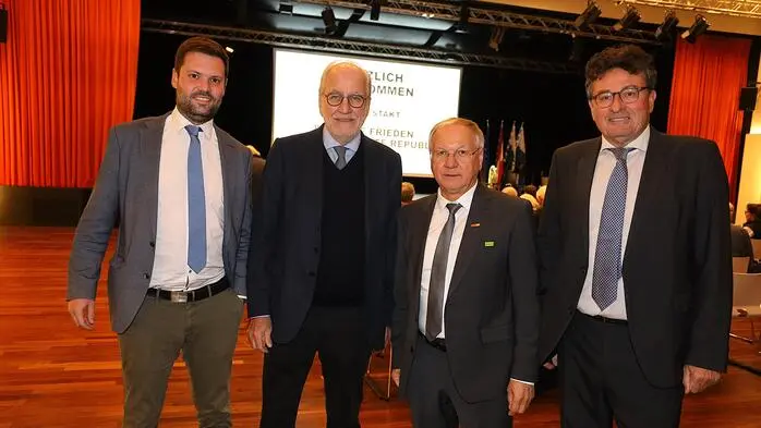 Unter dem Motto „80 Jahre Frieden – 80 Jahre Zweite Republik” feierte die Stadtgemeinde Feldbach kürzlich das Ende des Zweiten Weltkriegs im Zentrum Feldbach