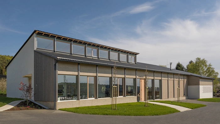 Die gläserne Manufaktur bietet einen Einblick in die Produktion 